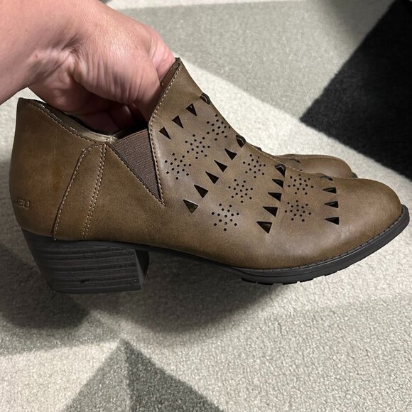 JBU by Jambu Women's Evelyn Encore Fashion Boot Women's Size 8.5M - Picture 2 of 15